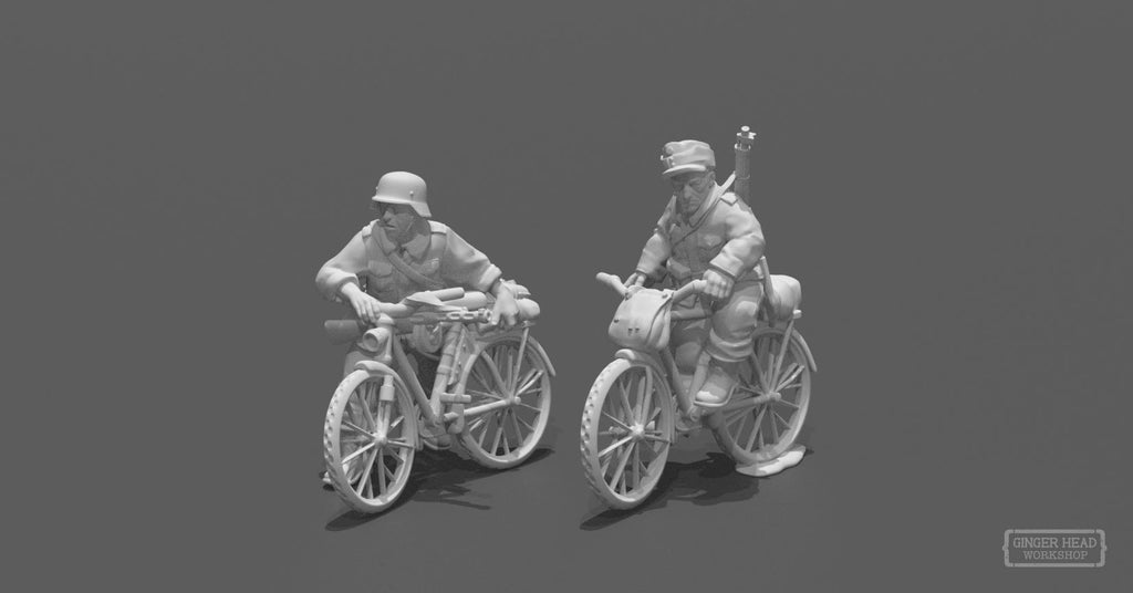 Finland Soldiers on Bicycles (Summer)