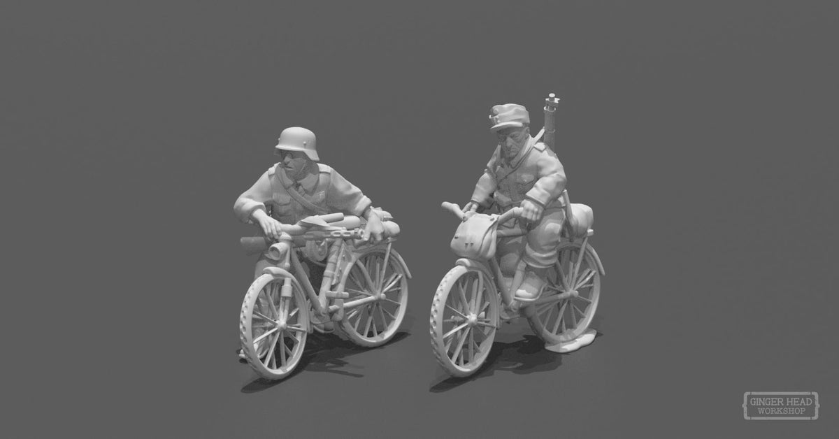 Finland Soldiers on Bicycles (Summer)