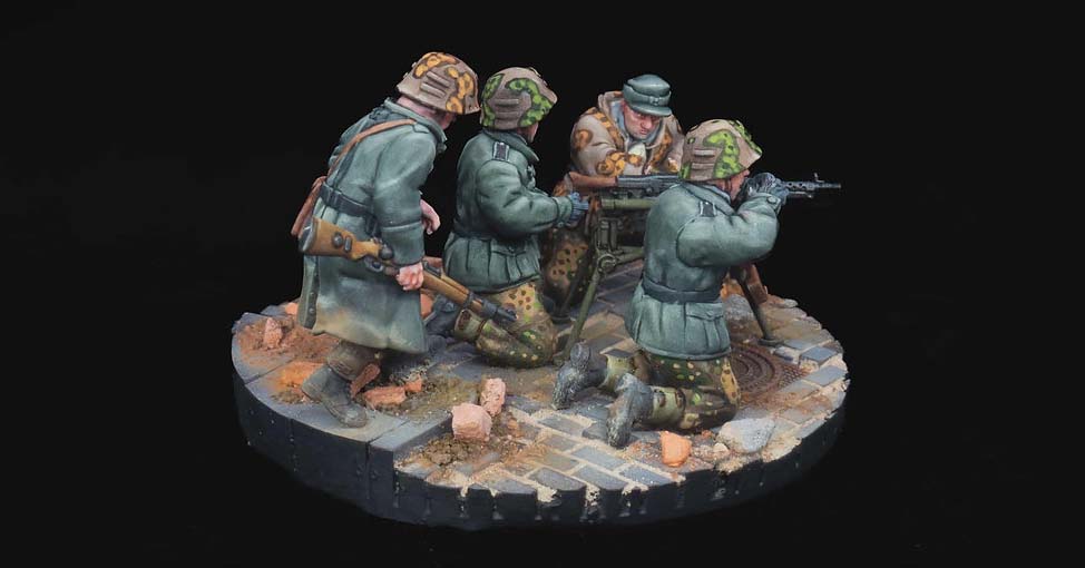 SS Charlemagne MMG Team